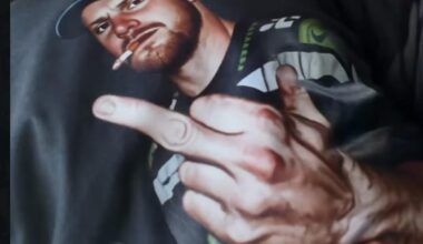 EJ4 shirt he’s wearing to the parade🔥🔥🔥 They don’t play about Sammy Dots