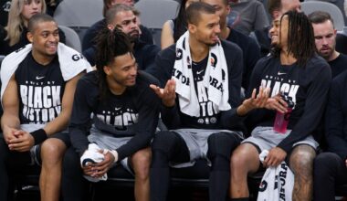 Wonderful News From Castle: Confident the pelvic contusion he suffered in the first half won’t keep him out long. If Castle has his way, he would be back on the court Wednesday at Golden State. “I’m hoping to play,” he said.