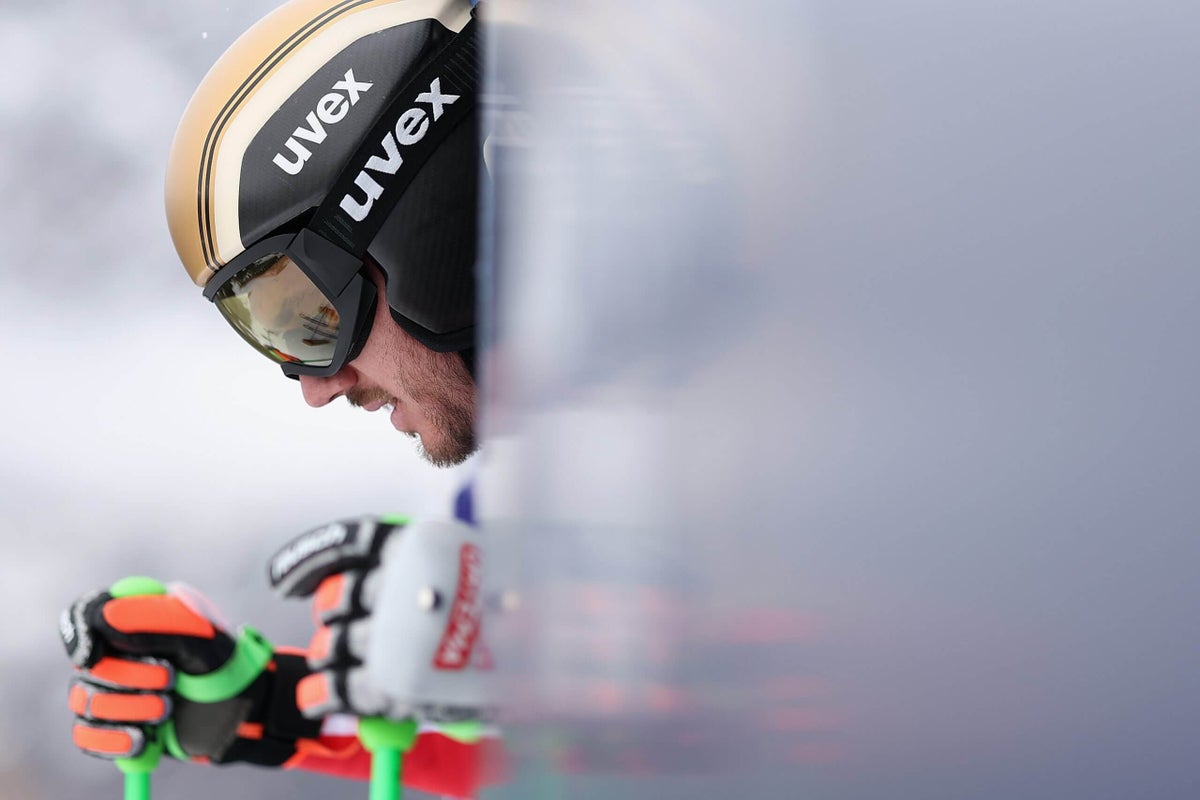 Men’s super-G Milan Cortina, inside the Olympic start hut: ‘It’s like a funeral at the top’