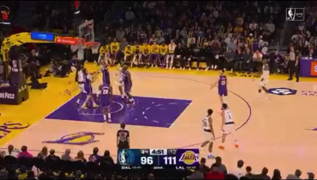 PJ Washington taunts Jaxson Hayes after the shooting foul “Come on, foul again, that’s all you do, that’s all you good for” Jaxson Hayes responds with “What’s y’all record?”