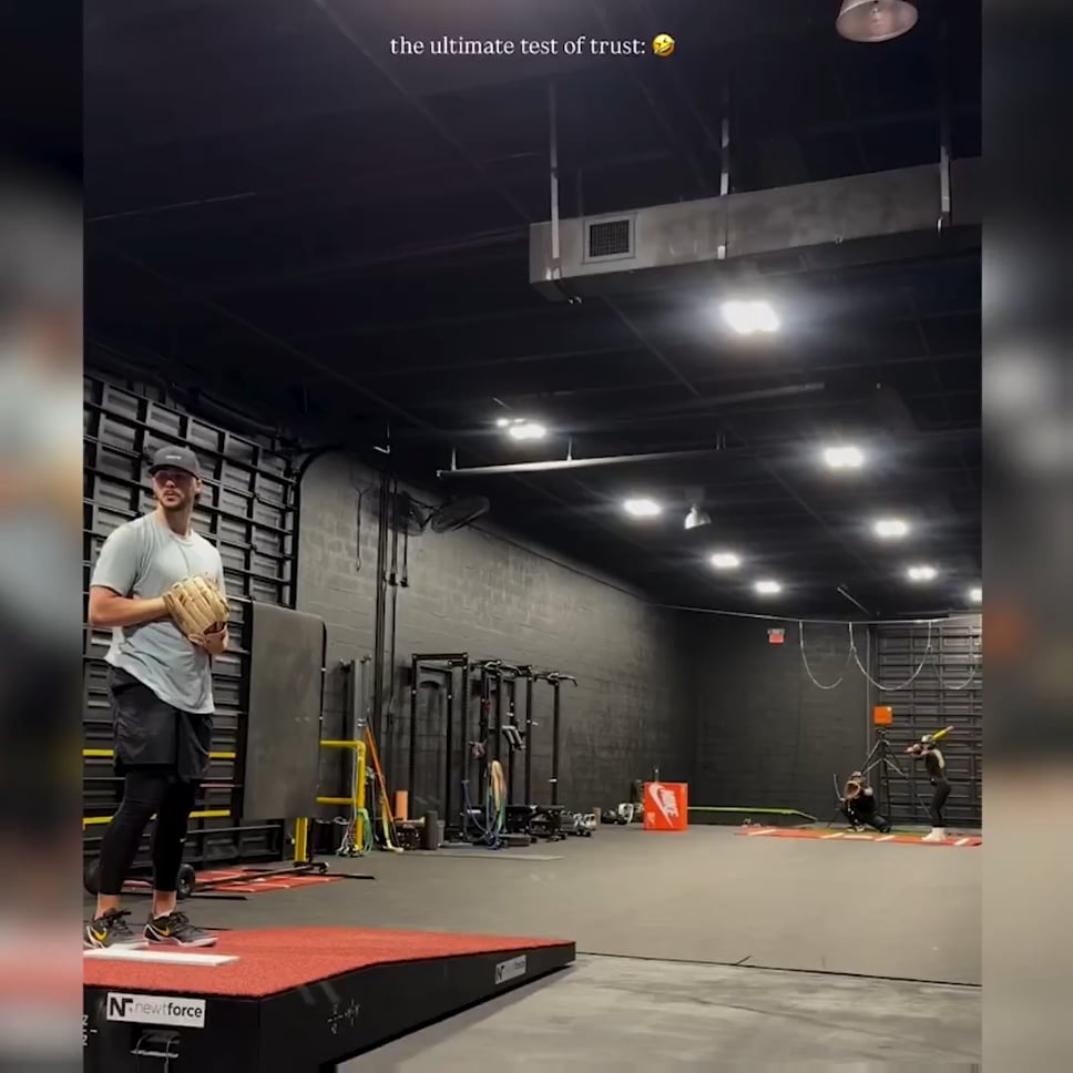 [Foul Territory] Livvy Dunne stepped in the box while Paul Skenes got some work in. 😳