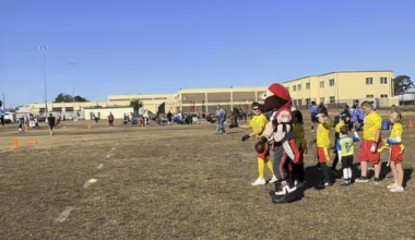 Captain Fear out here dropping Dines!