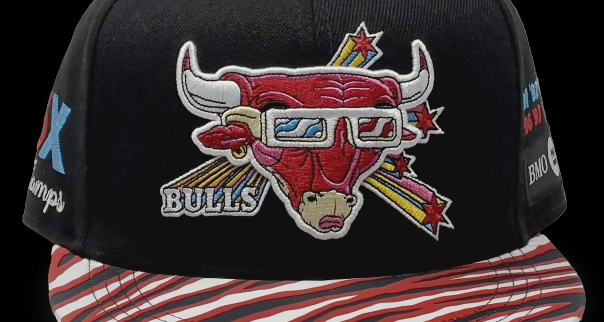 How early do you need to arrive to actually get a hat on BMO Artist Hat Series night?