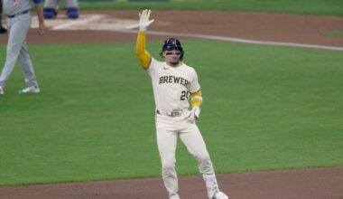 Brewers' Contreras gets engaged, and his fiancée has a familiar name