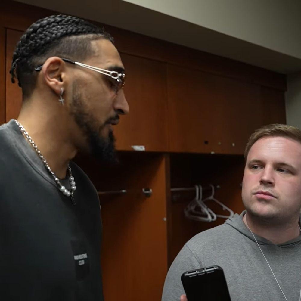 [Tony East] Big for the Pacers — Obi Toppin is upgraded to questionable with his right foot stress fracture tomorrow against Charlotte.