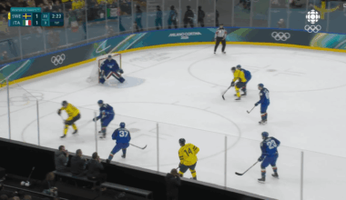 [SWE - ITA] Gustav Forsling fires a heavy clapper that beats Clara