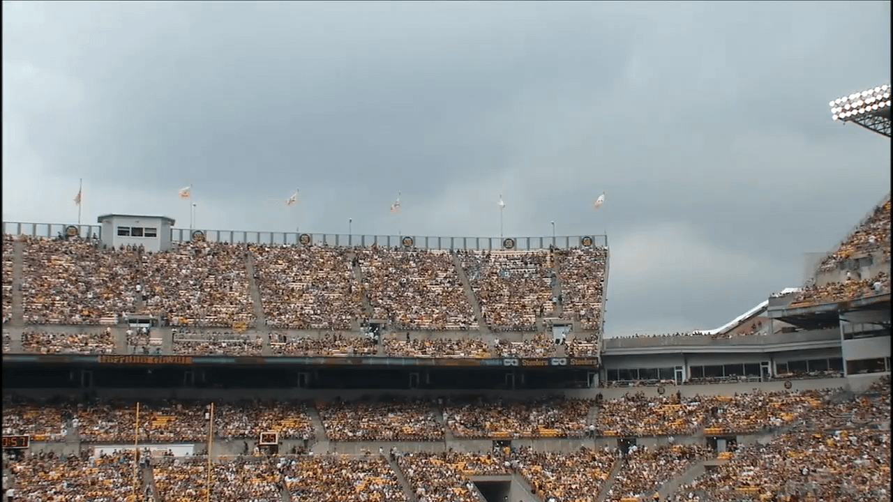 [HIGHLIGHT] The 2013 Titans and Steelers season starts off incredibly unique.