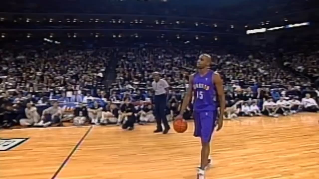 26 years ago today, Vince Carter beat Steve Francis & his cousin, Tracy McGrady, in one of the greatest NBA Dunk Contests ever!