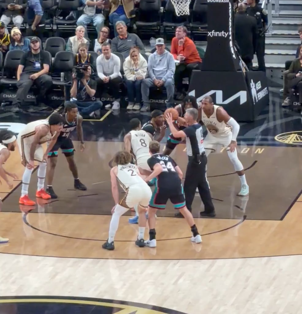 Warriors steal one from the Grizzlies in the final minute. Stay for the ending… Steph is HYPED 😤