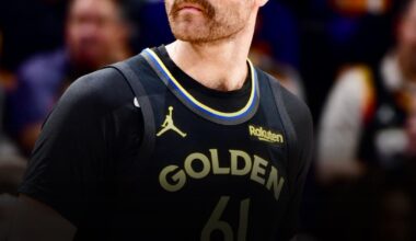 The Golden State Warriors are signing two-way guard Pat Spencer to a contract for the rest of the season, Mark Bartelstein and Ross Aroyo of @PrioritySports tell ESPN