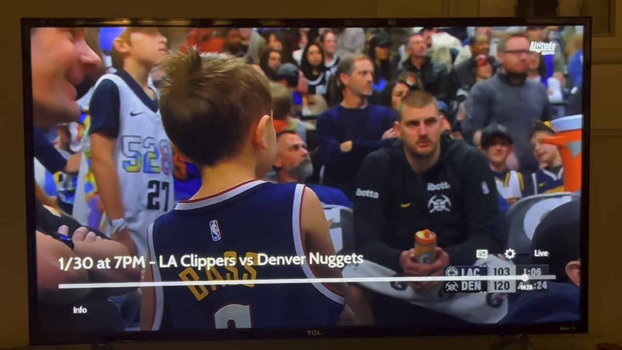 Nikola Jokić waving at a child in Denver while exhausted at the end of the Clippers victory that made them blow up their roster