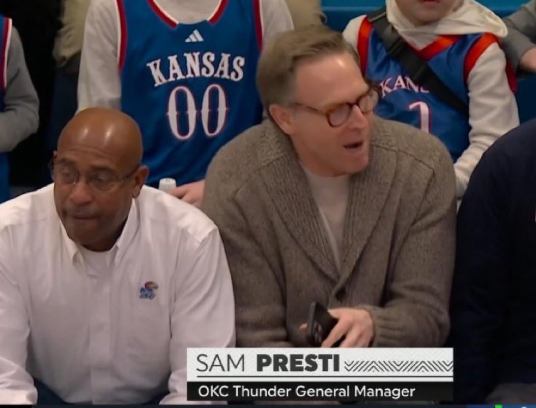 Sam Presti is in the building to watch Kansas-BYU and Darryn Peterson and AJ Dybantsa go head to head 👀