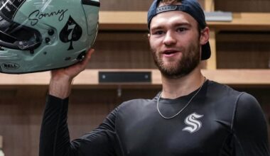 Wright (finally) gets the helmet & gets on the leaderboard