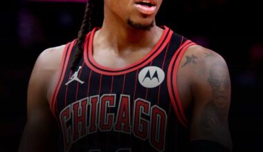 [Charania] Just in: The Chicago Bulls have traded Ayo Dosunmu to the Minnesota Timberwolves, sources tell ESPN.