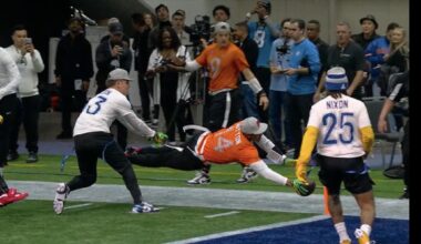 Cooper Dejean with the TD saving play to end the half