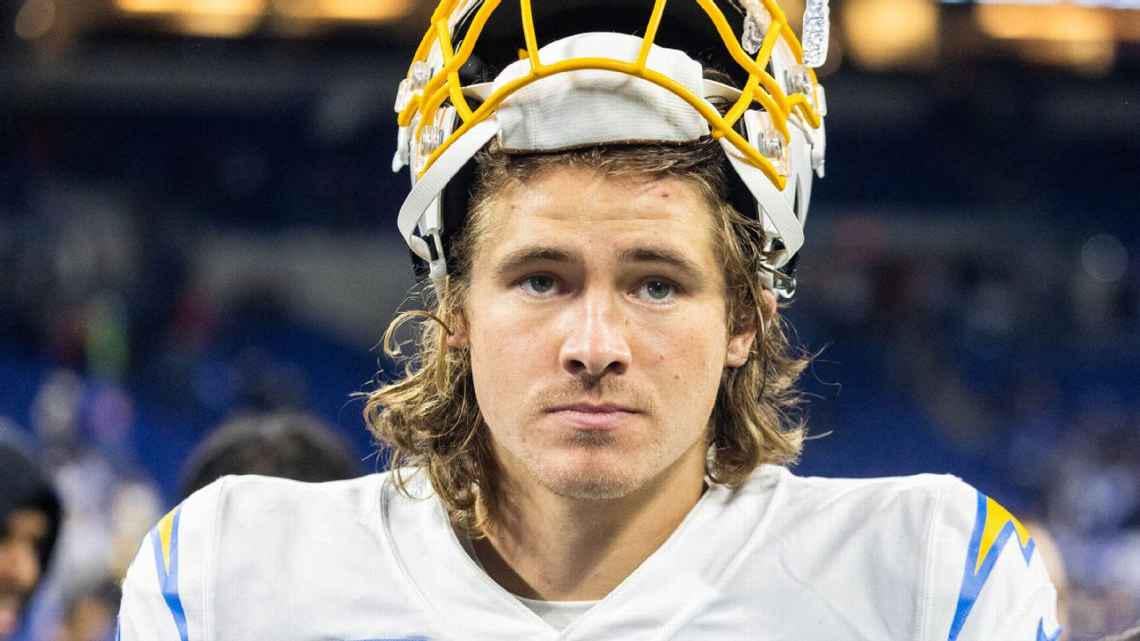 Chargers Kicker Calls Justin Herbert the Best Throwing QB in the NFL, Sends Playoff Message