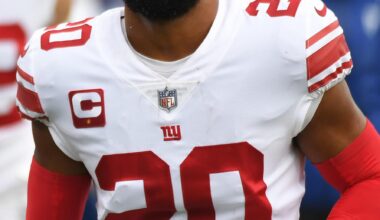 Another former Giant gets a ring after joining a new team