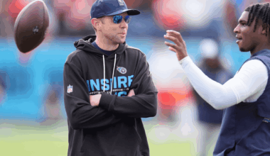 [Rapoport] The Bills are hiring former Titans QB coach Bo Hardegree as their new QB coach, sources say. Hardegree was coveted for this role and an elevated one around the league, but chose Joe Brady and OC Pete Carmichael. After helping Cam Ward, he’ll work with Josh Allen.