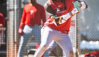 That 12lbs of muscle he put on in the off season making him look like a beast. 30/50 here we come 💪🏼