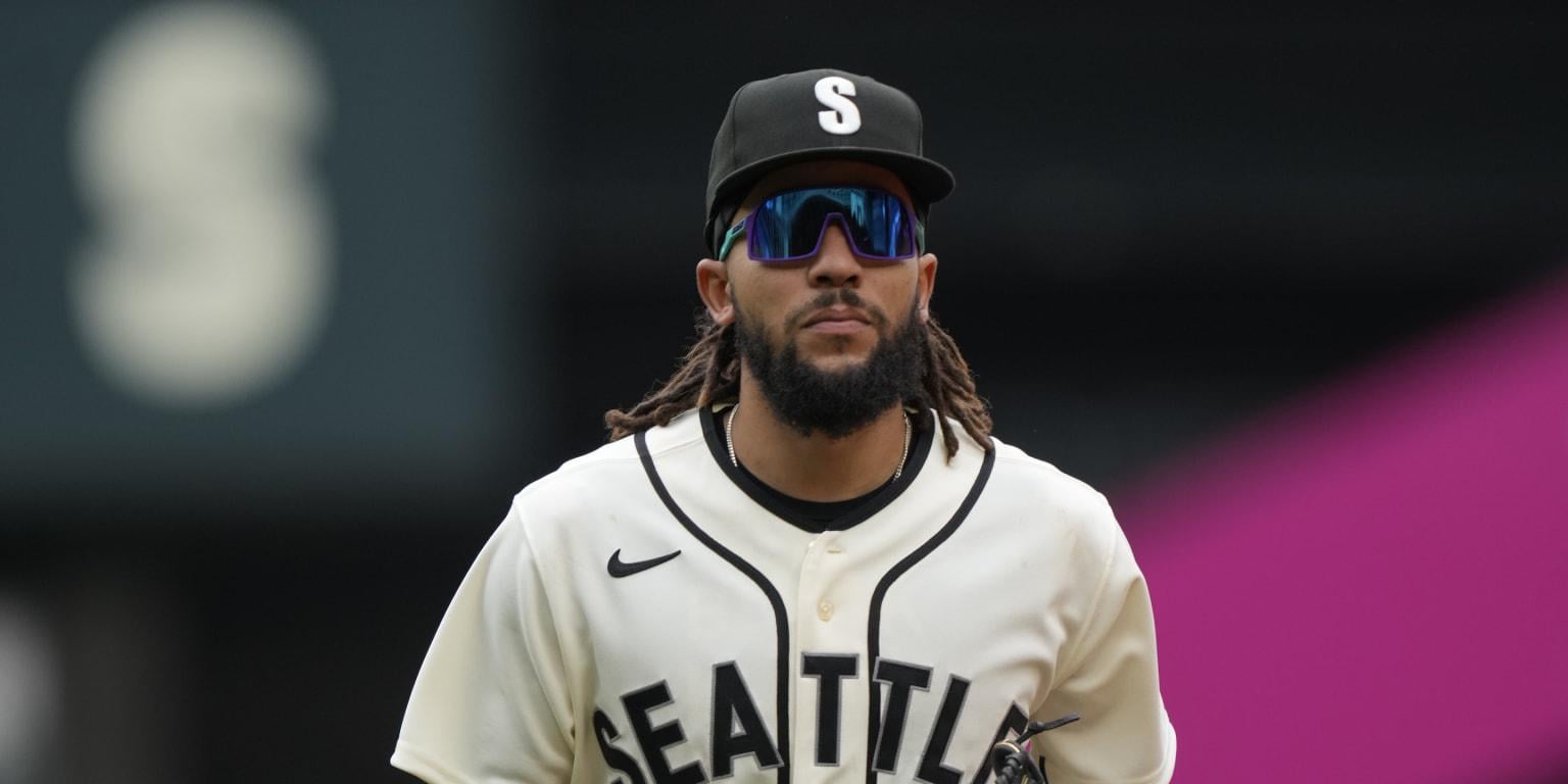 Mariners will wear Steelheads Uniforms on Sundays at T-Mobile Park, replacing the cream uniforms.