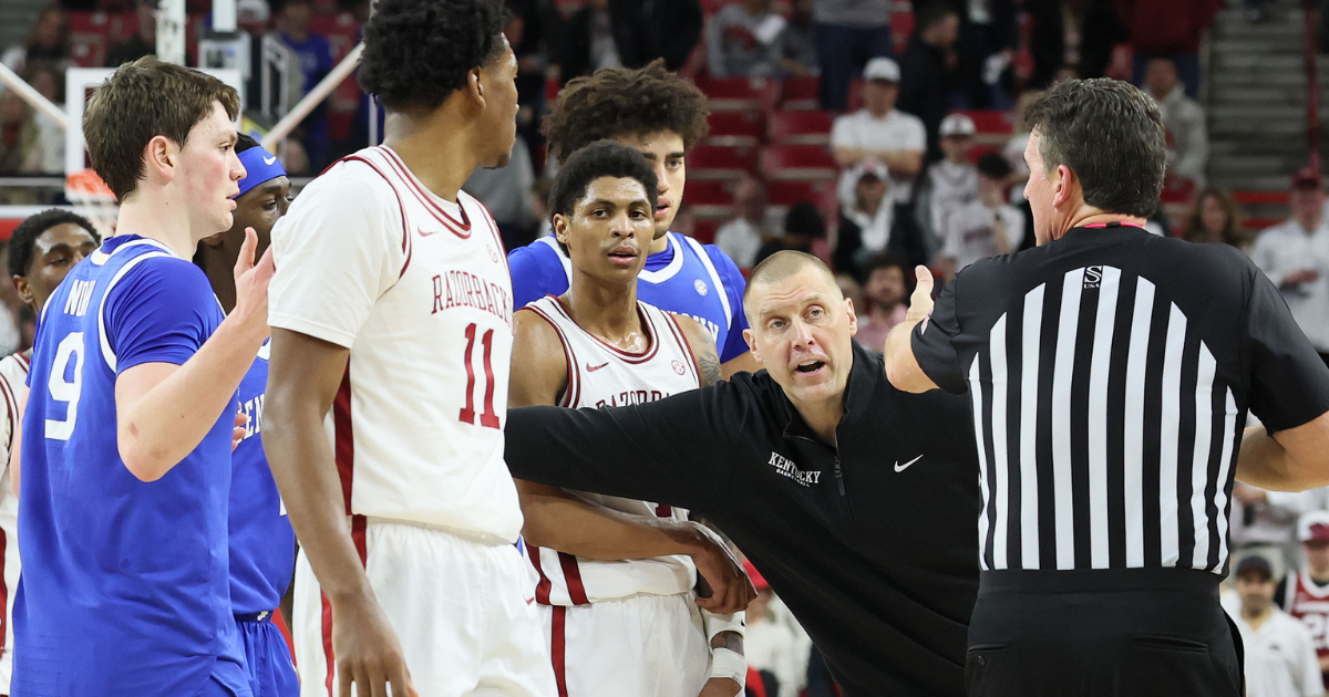 NCAA Basketball: Kentucky at Arkansas