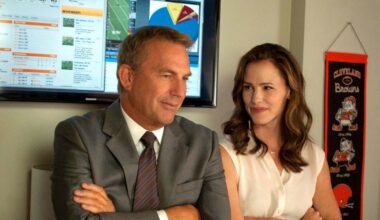 The Giants have hired Dawn Aponte to be their new Senior VP of Football Operations. Dawn is the real life inspiration for Jennifer Garner's character in the movie Draft Day as explained in this article