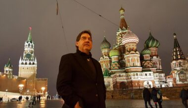 [Michael Whitaker]From Defection To Dynasty: Keith Gave and the Mission That Changed Red Wings History