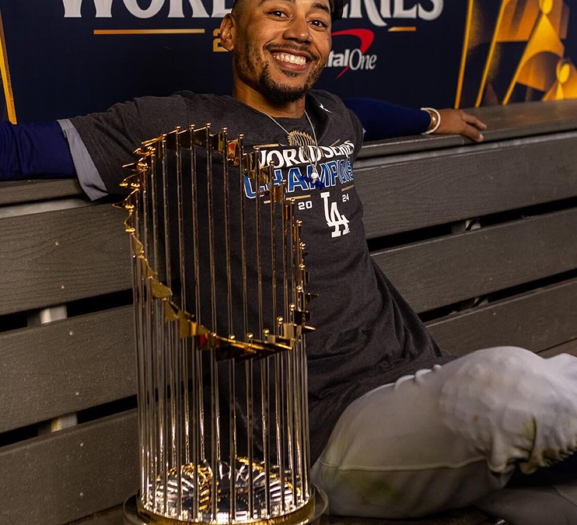 6 years ago OTD, Mookie Betts OFFICIALLY became a Dodger! Since then the Dodgers have won 3 rings and looking to add one more this season to fill all of Mookie’s fingers with rings!