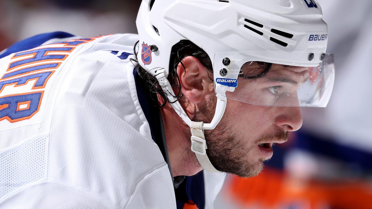 Blues trade Matt Luff for Julien Gauthier of the New York Islanders