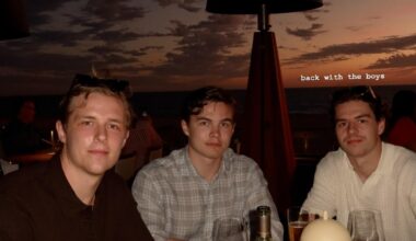 Berggren joins Sandin-Pellikka, Johansson, Edvinsson (the Wings' single lads) on vacation