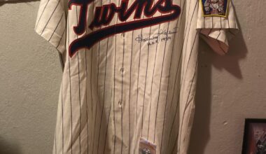 Is this an authentic signature by number 3 ?