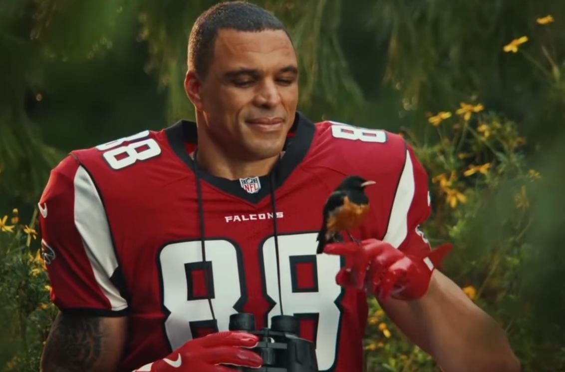 Tony Gonzalez chose us over the Chiefs in the Super Bowl commercial...