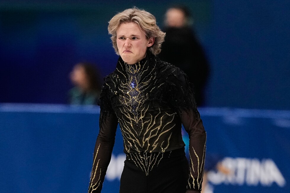 Ilia Malinin's fall opens door for Mikhail Shaidorov's gold at 2026 Winter Olympics