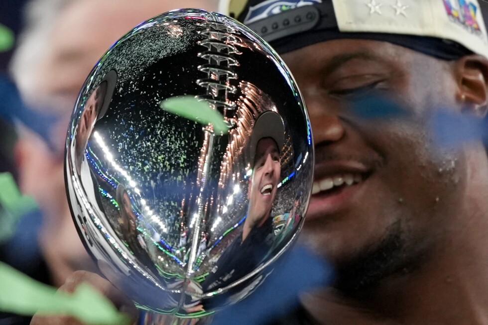 Seahawks beat Patriots in Super Bowl with dominant showing on defense