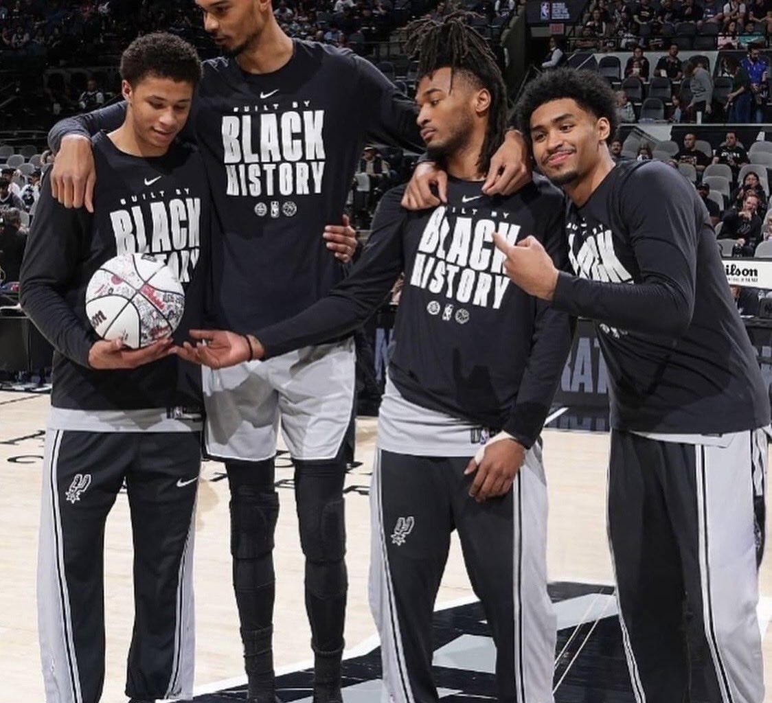 This is it. This is the future. 🩶🖤