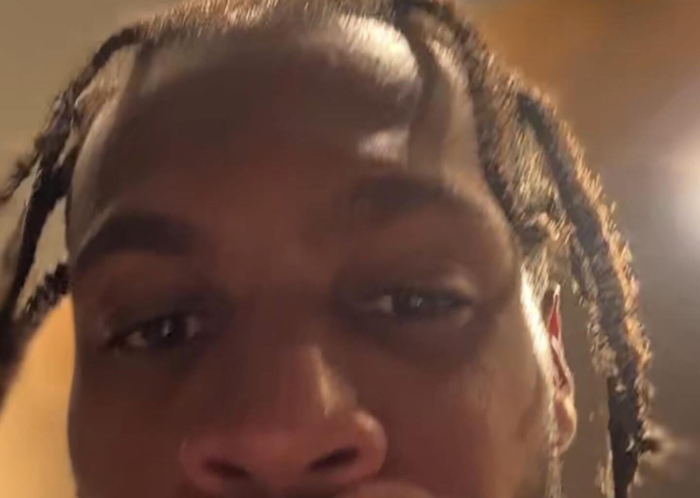 Jimmy and Buddy reunite via video call ❤️