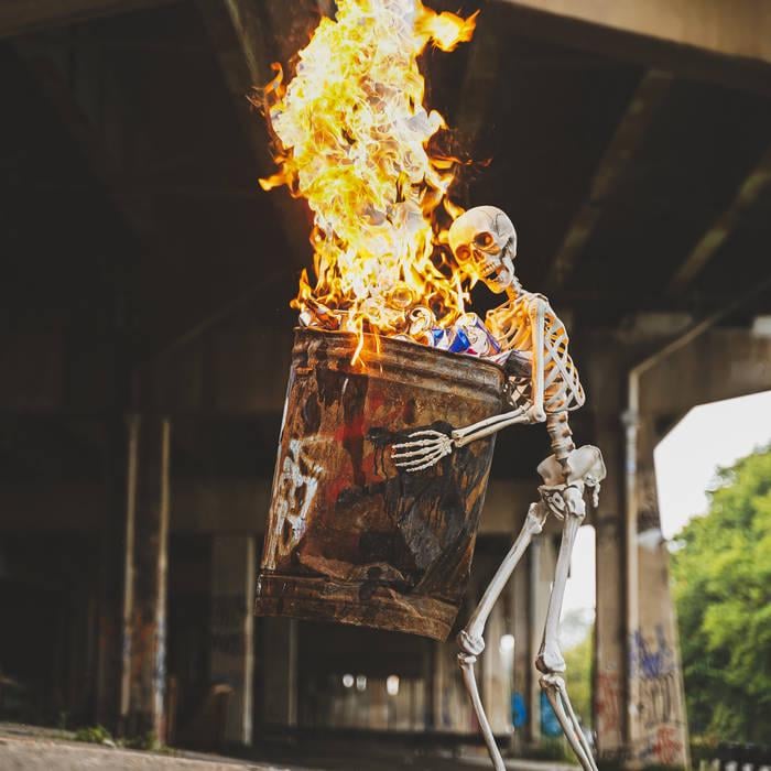 Day 20 of me posting pictures of trash fires until the Kings fire Jim Hiller