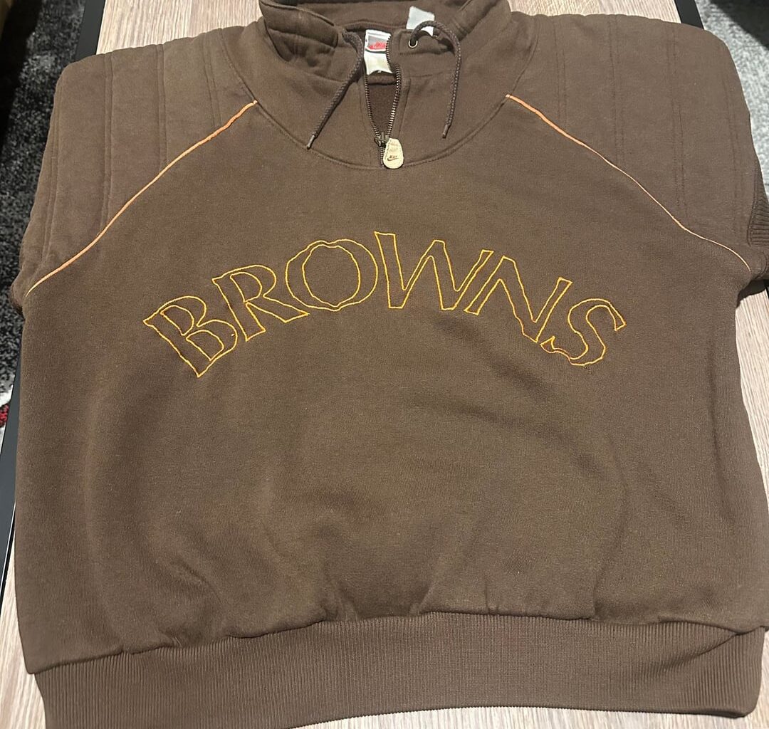 Found this vintage crewneck