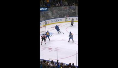 Nico Hischier with a Short Goal vs. St. Louis Blues