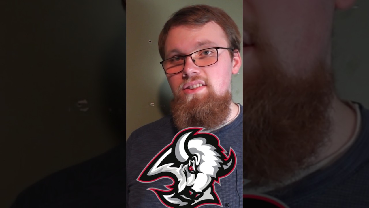 Buffalo and Tampa fans after Buffalo won 6-2. #Sabres #lightning #nhlshorts