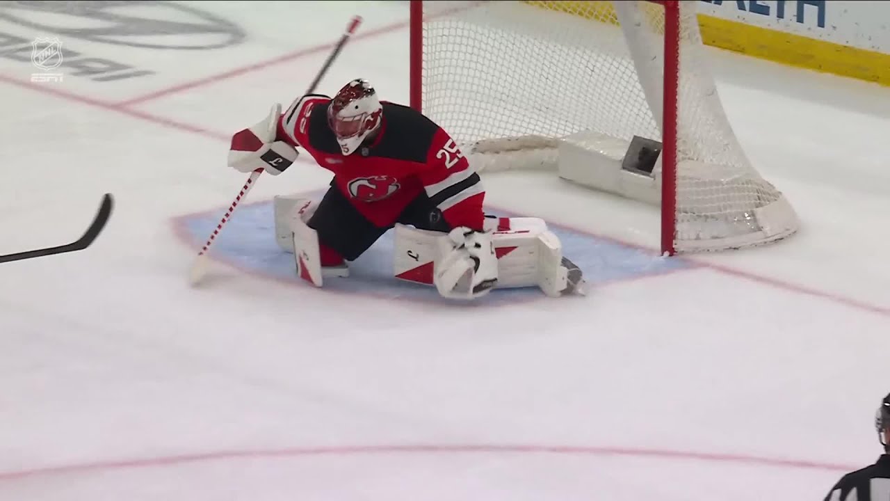 New Jersey Devils vs. Boston Bruins - Game Highlights