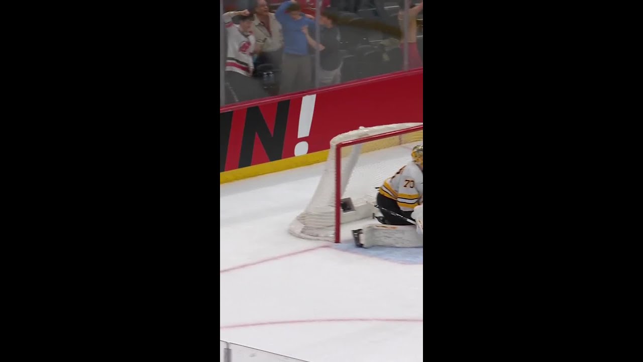 Paul Cotter with a Spectacular Short Goal vs. Boston Bruins