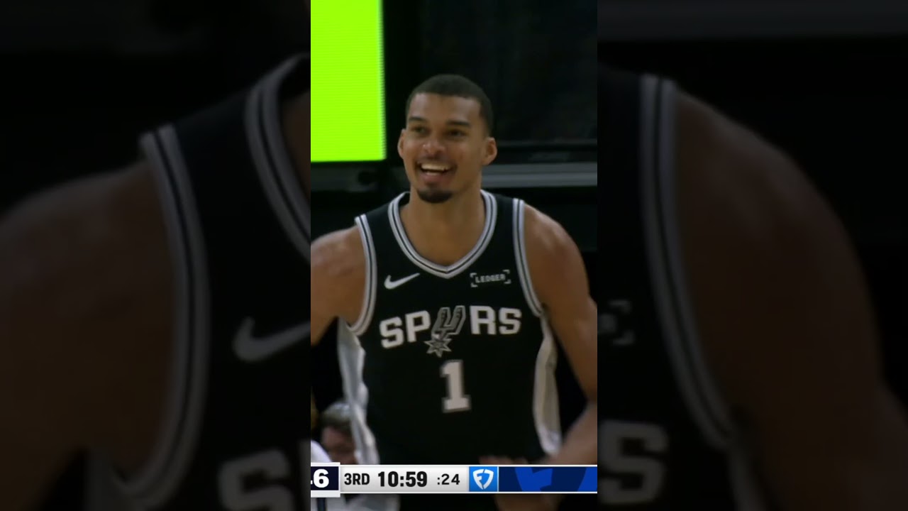 This Wemby dunk was MONSTROUS 🤯