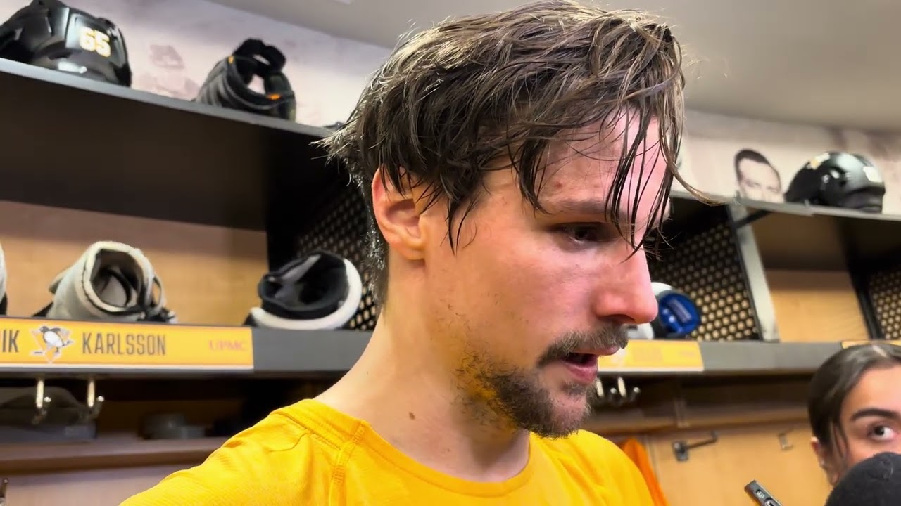 Erik Karlsson, Penguins, on having stick ripped from hands