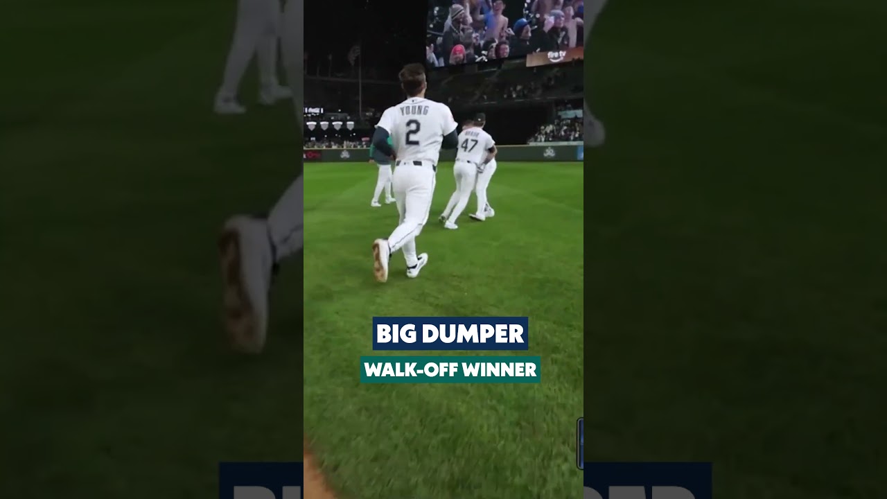 BIG DUMPER! WALK-OFF WINNER!  #mlb #baseball #calraleigh #mariners