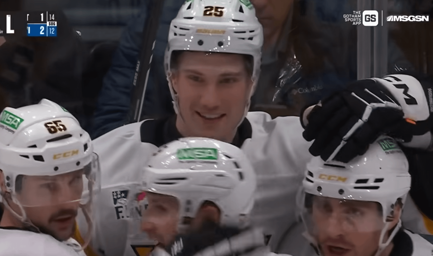 6'8 Söderblom and his kids after notching his 2nd as a Pen