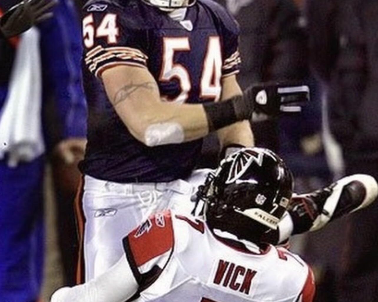 TIL Michael Vick never won against Chicago as a starter