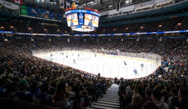 Canucks’ decision to revoke credential of reporter alarms colleagues (The Globe & Mail)