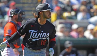 [Leach] Twins outfielder Martin dealing with concussion after diving play