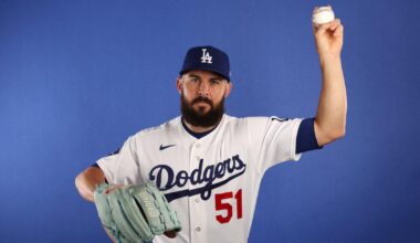 Dodgers' Alex Vesia Vows to Make Late Daughter 'Proud'